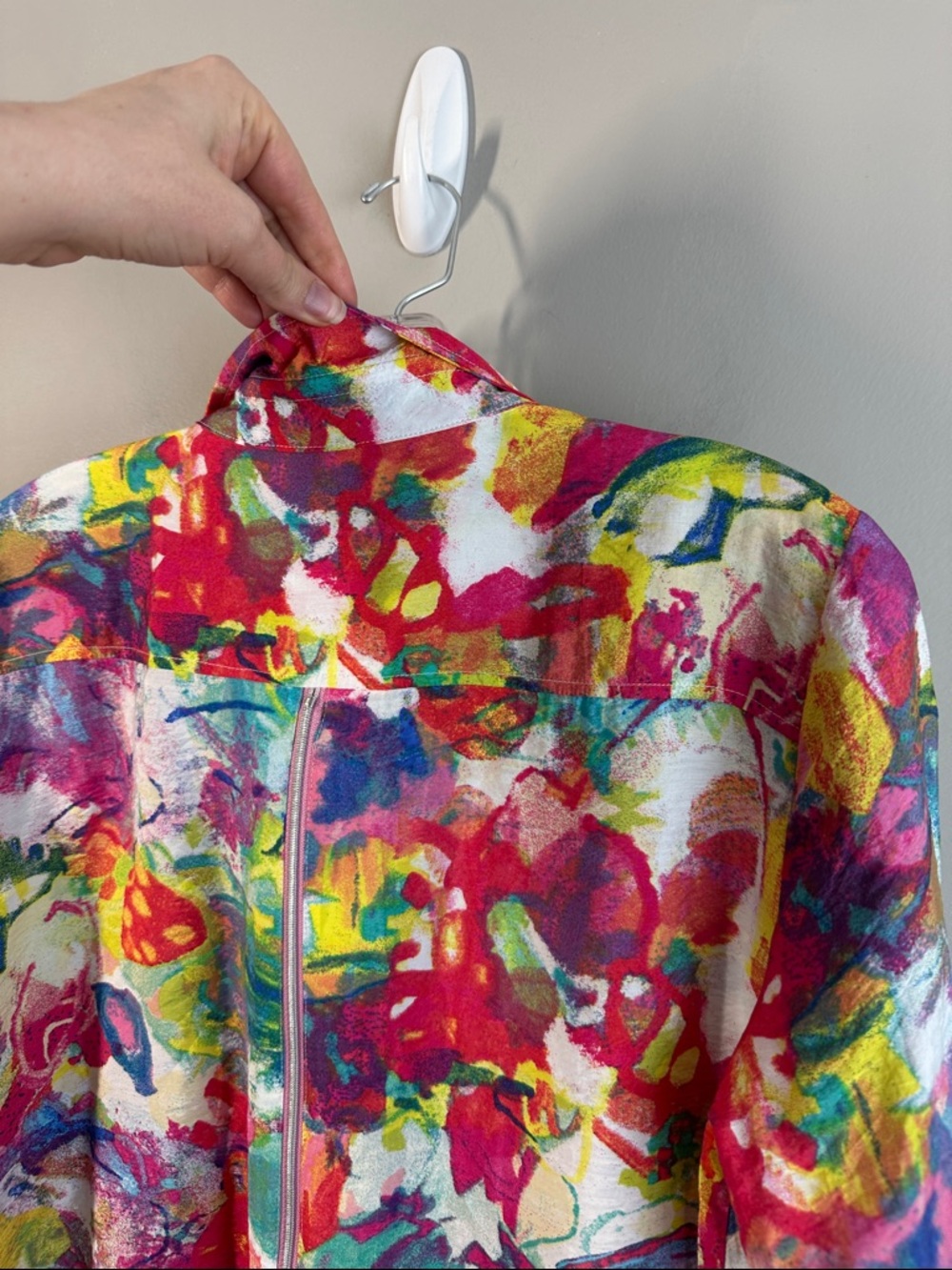 Ali Miles Abstract Colorful Print Button Down Top Size M - Picture 16 of 16
